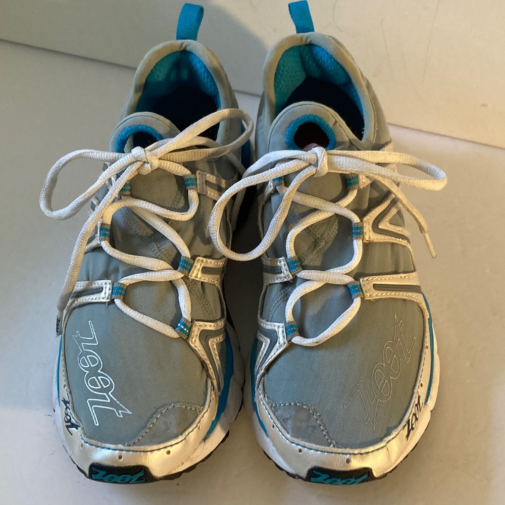 Zoot low volume Ultra Kane White and Blue Running Shoes size 8.5
